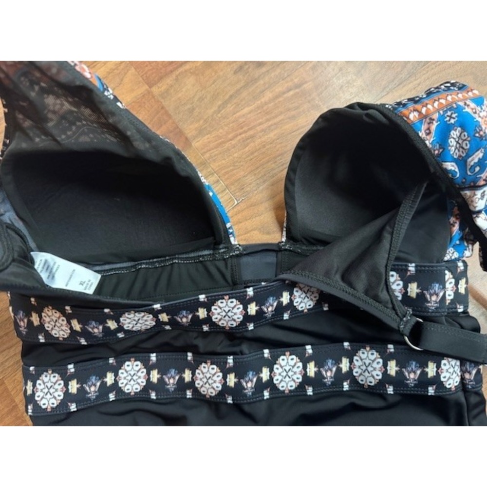 Meet.Curve Womens XL Blue Charming Printed Cut Out One-Piece Swimsuit Boho NWOT - Picture 5 of 8